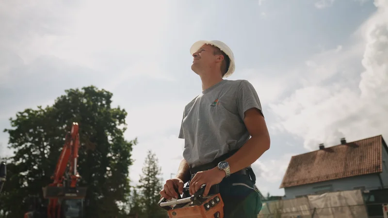 Bauleiter auf der Baustelle